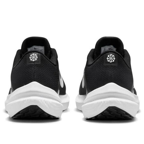 NEW Nike Air Zoom Winflo 10 Black White DV4022-003 Men’s Size Multi